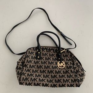 Michael Kors Monogram shoulder bag